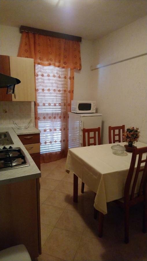Apartman Dino Tar-Vabriga Exteriér fotografie
